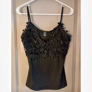 Black Ribbed Flower Lace Strappy Tank Top